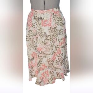 Alfred Dunner Floral Skirt Size 16. Streches  Easy Care Instructions EUC